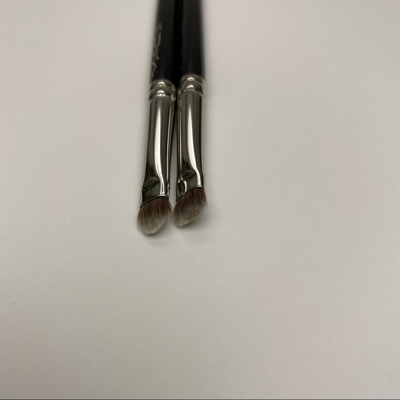 MAC 231 Natural Hair Brush x2 - Picture 2 of 11